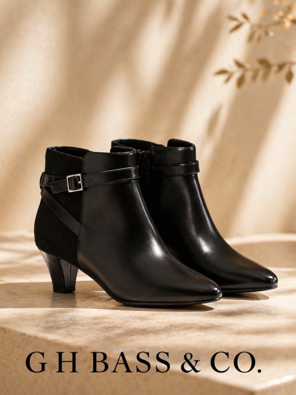 G H Bass & Co. Black Faux Leather Suede Pointed Toe Ankle Boots 8.5